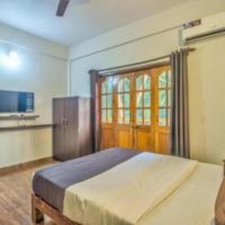 Baga Beach Paradise Hotel Bagian luar foto